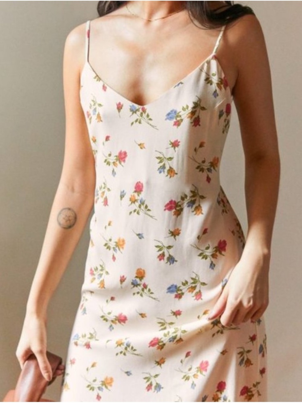 Reformation Chianti Slip Dress
Noemi Ivory and Floral sz M - Picture 4 of 15